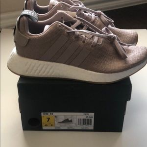 Adidas NMD_R2 Running Shoe